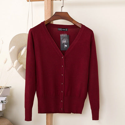 Loose sweaters for spring and autumn
