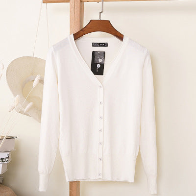 Loose sweaters for spring and autumn