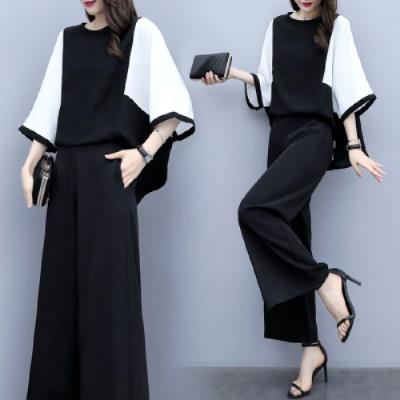Loose top and wide-leg pants for women