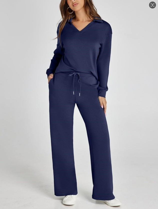 Loose V-neck long-sleeve top with long pants