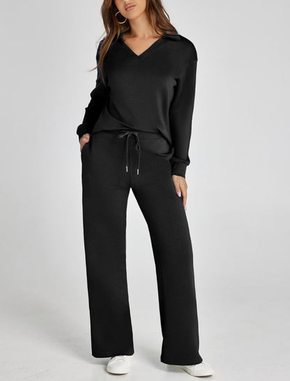 Loose V-neck long-sleeve top with long pants