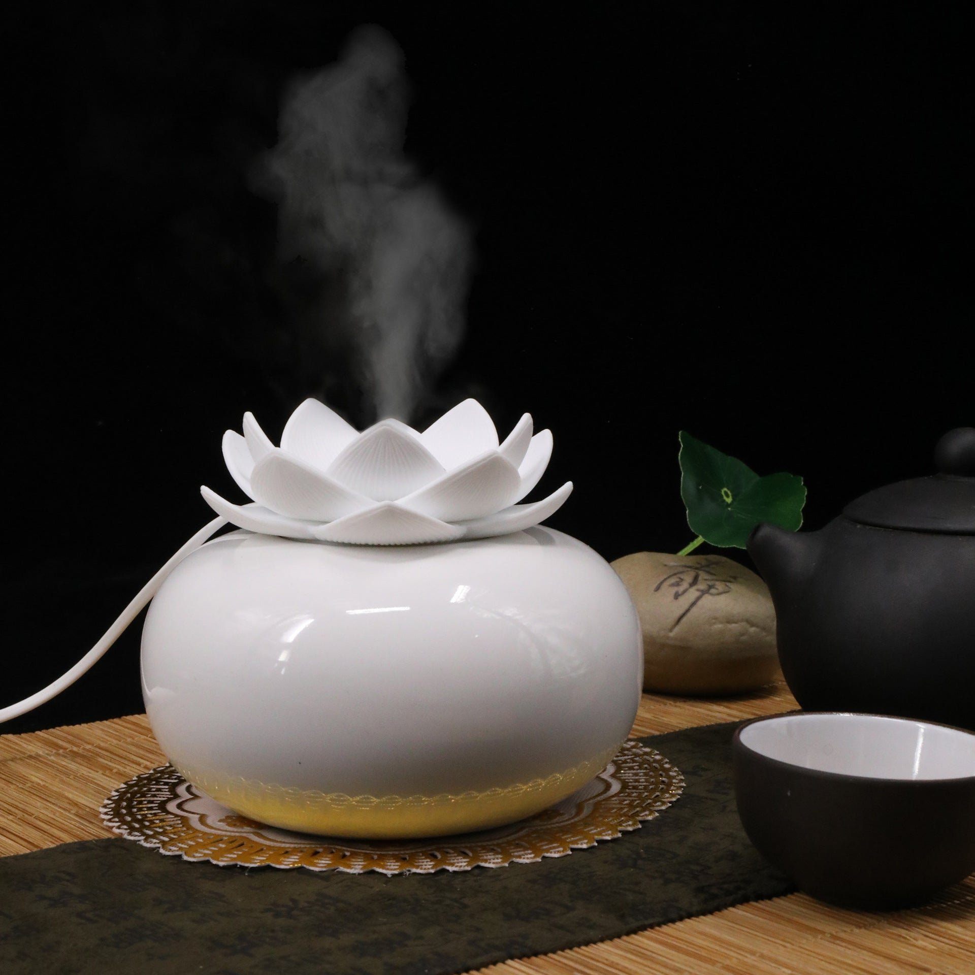 Lotus Ceramic Aroma Diffuser with Humidifier