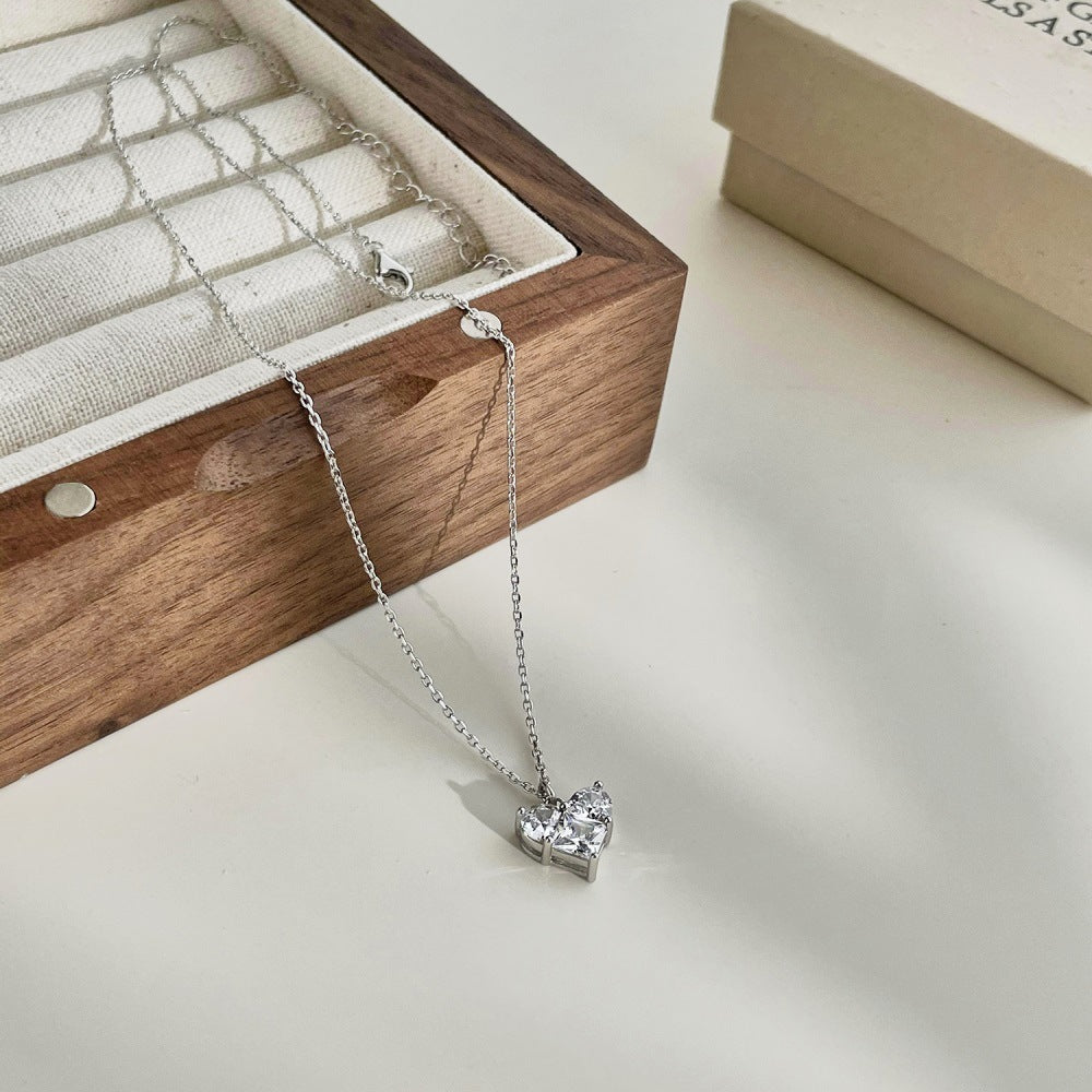 Loving-heart zircon necklace