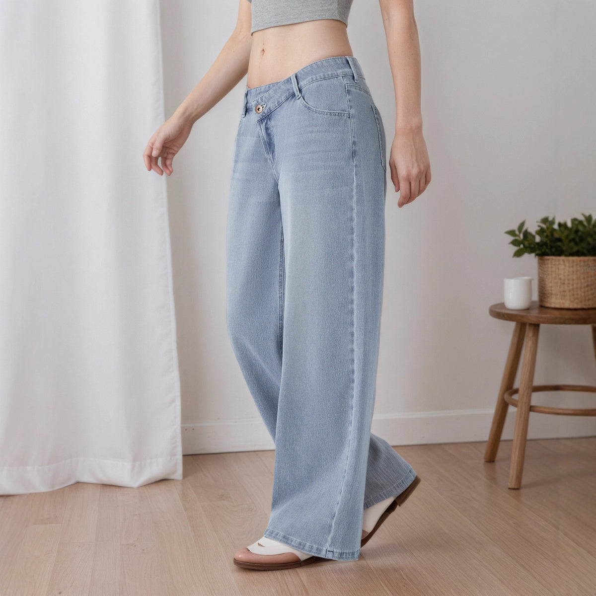 Low-rise jeans