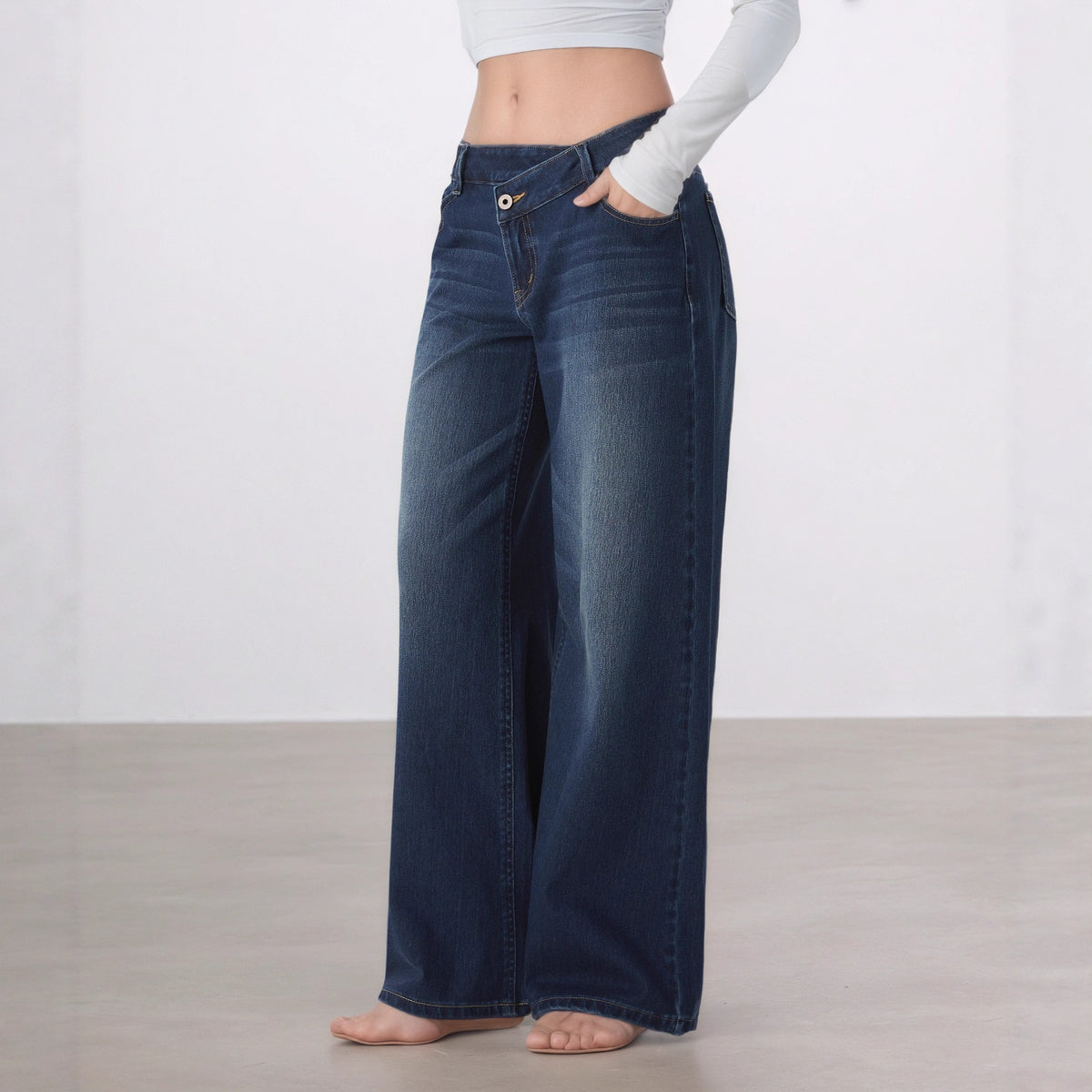 Low-rise jeans