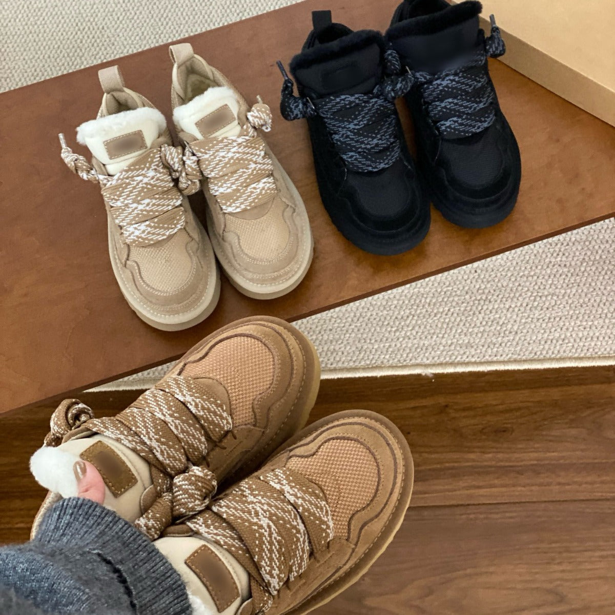 Low-top wool boots