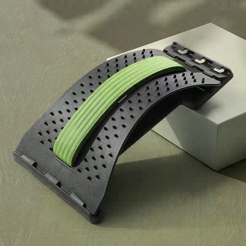 Lumbar traction device