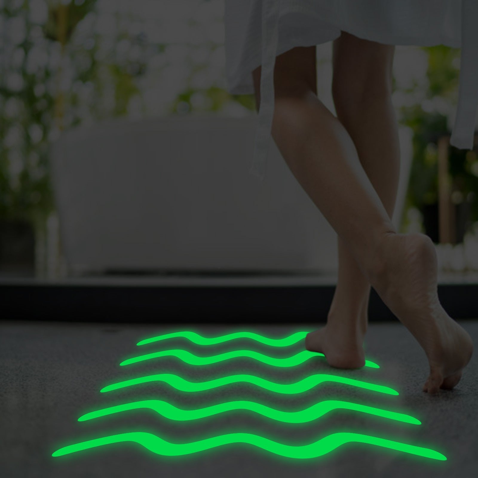Luminous Non-Slip Adhesive Mat for Bathroom and Pool