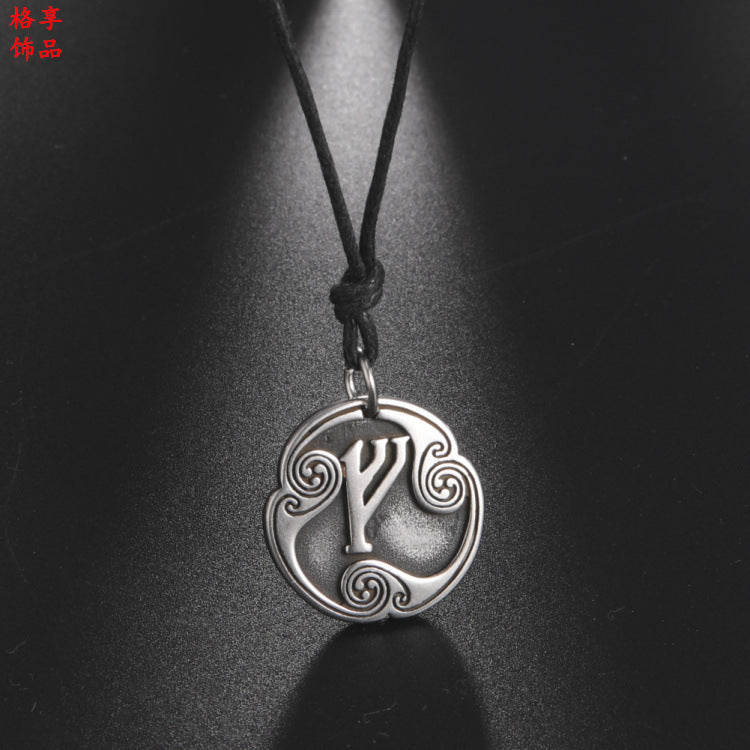 Lune alphabet stainless steel symbol double-sided necklace