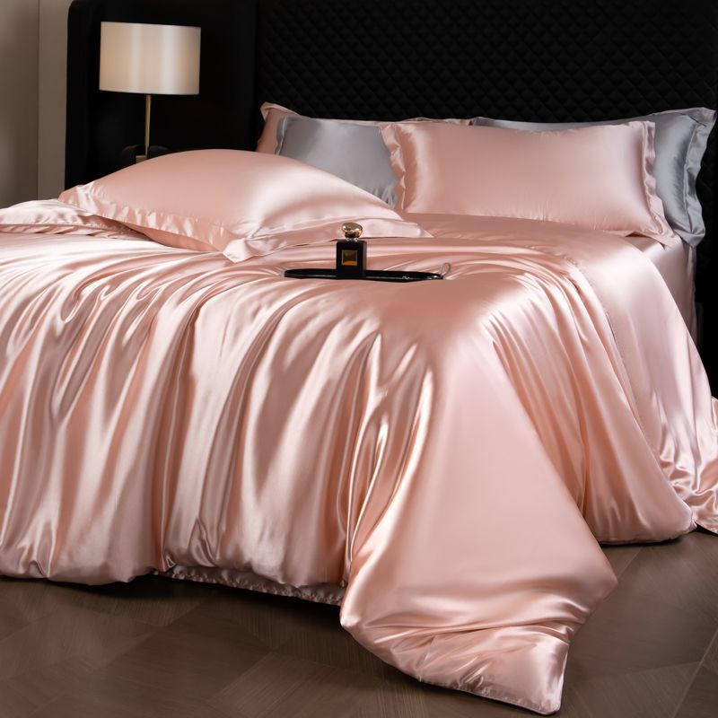Luxury-Style Silk Quilt Set