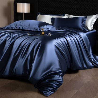 Luxury-Style Silk Quilt Set