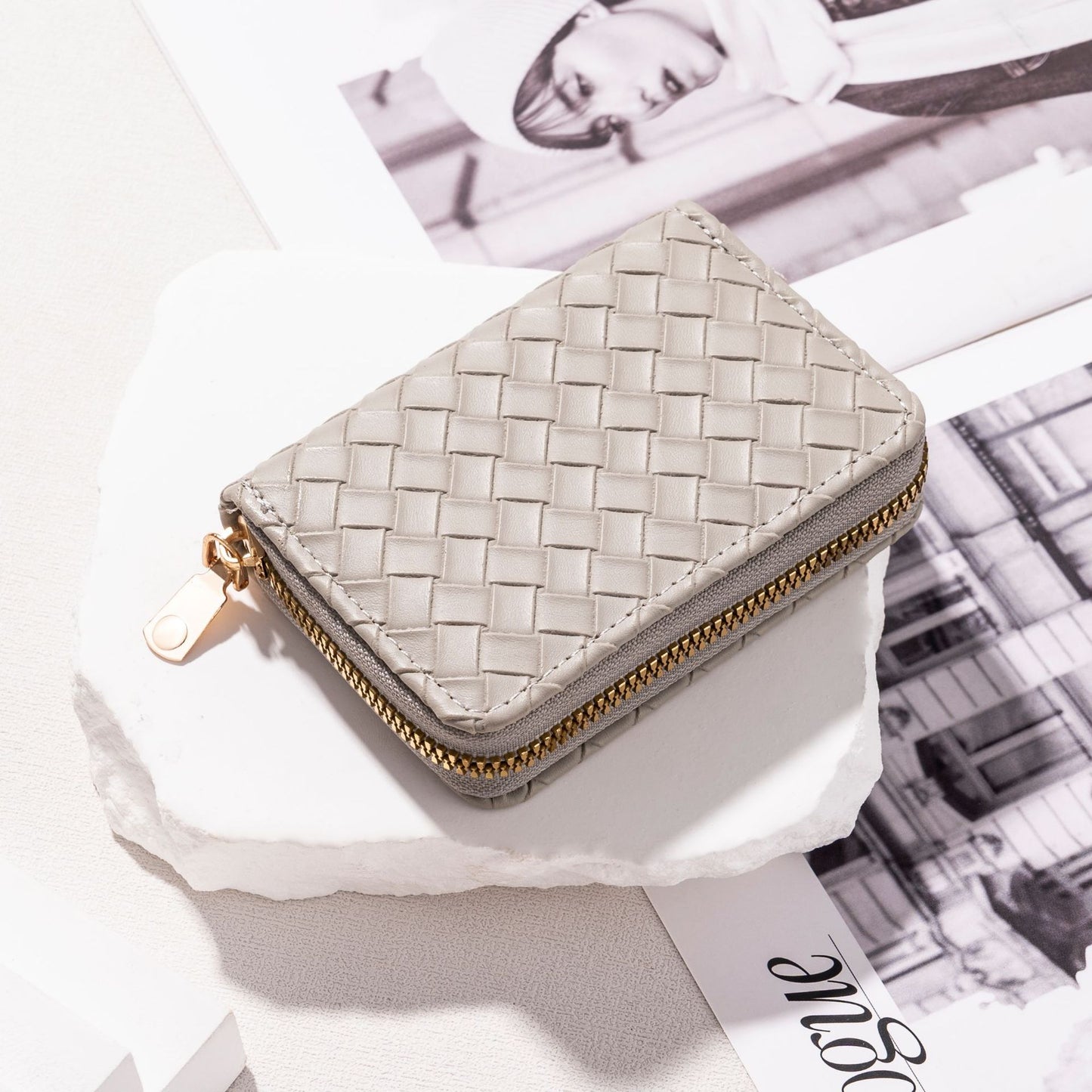 Lychee Pattern Accordion Card Holder