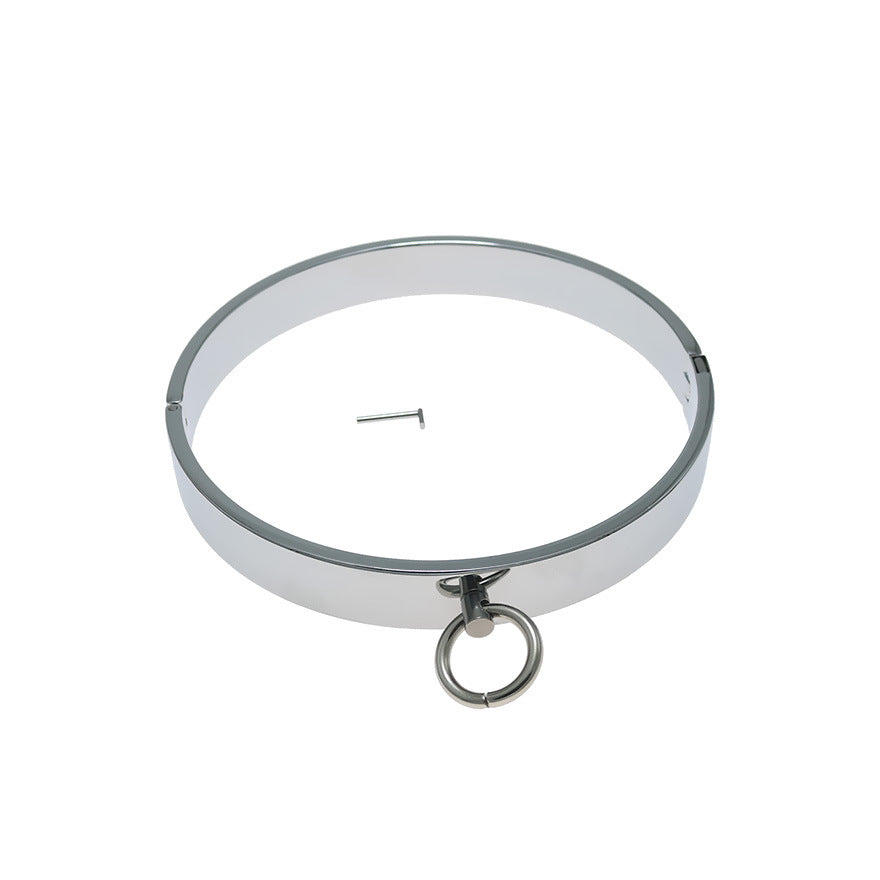 M-shaped metal collar