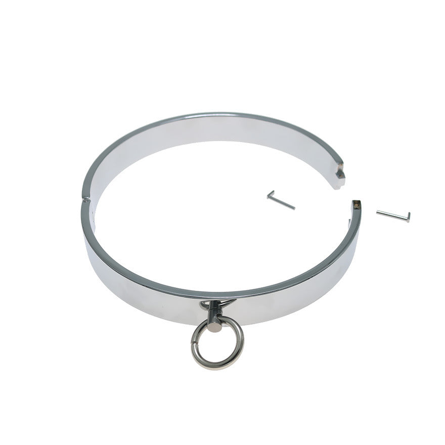 M-shaped metal collar