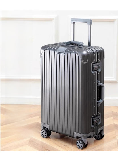 Magnesium-aluminum alloy luggage swivel wheels