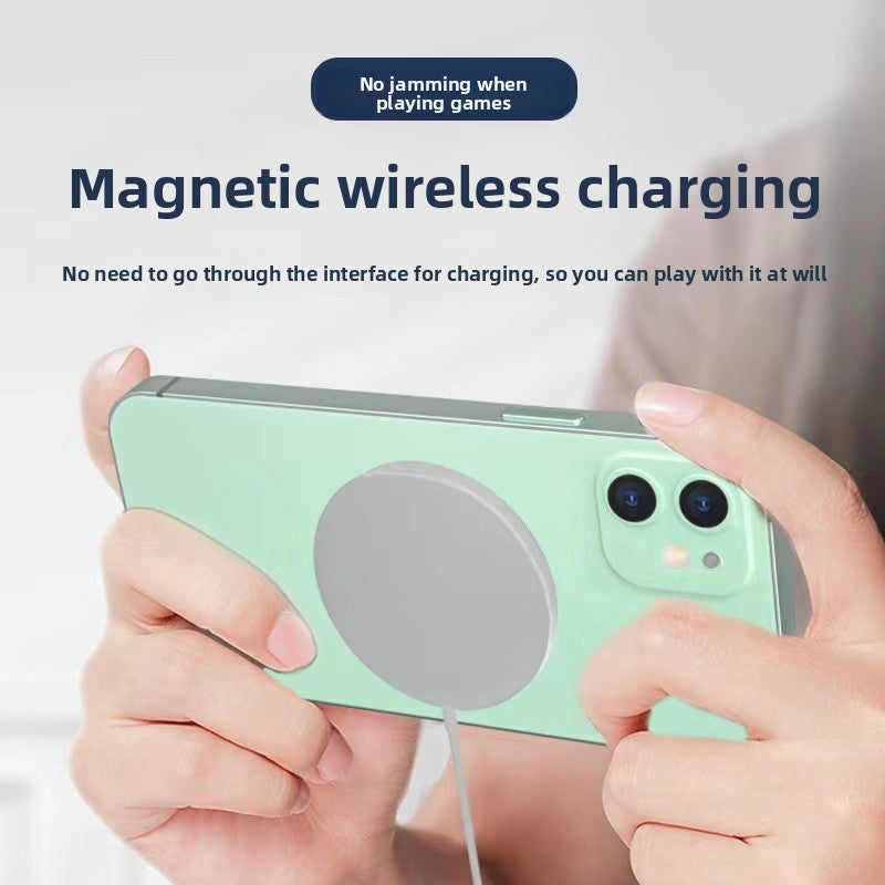 Magnetic charging device