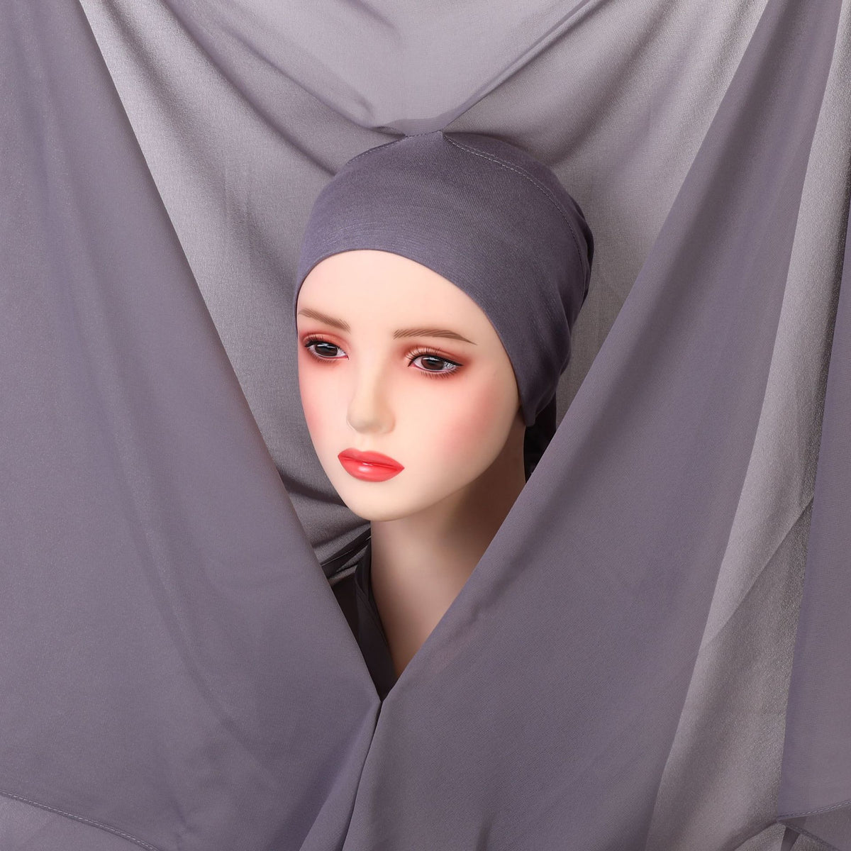 Magnetic-clasp integrated scarf