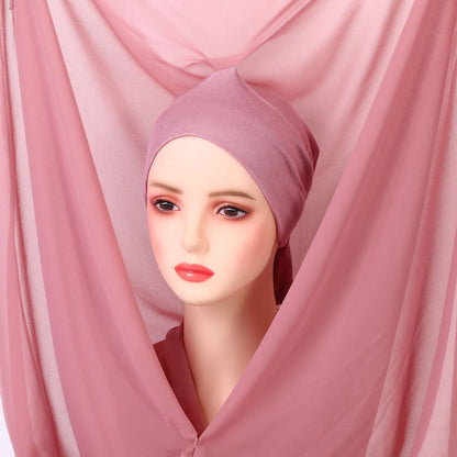 Magnetic-clasp integrated scarf