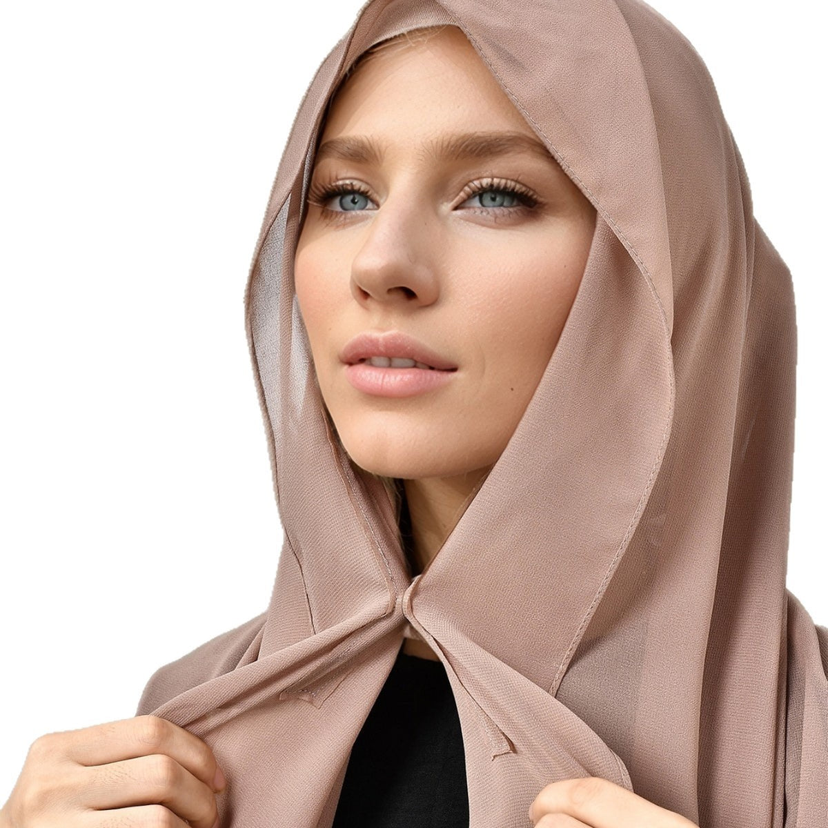 Magnetic-clasp integrated scarf