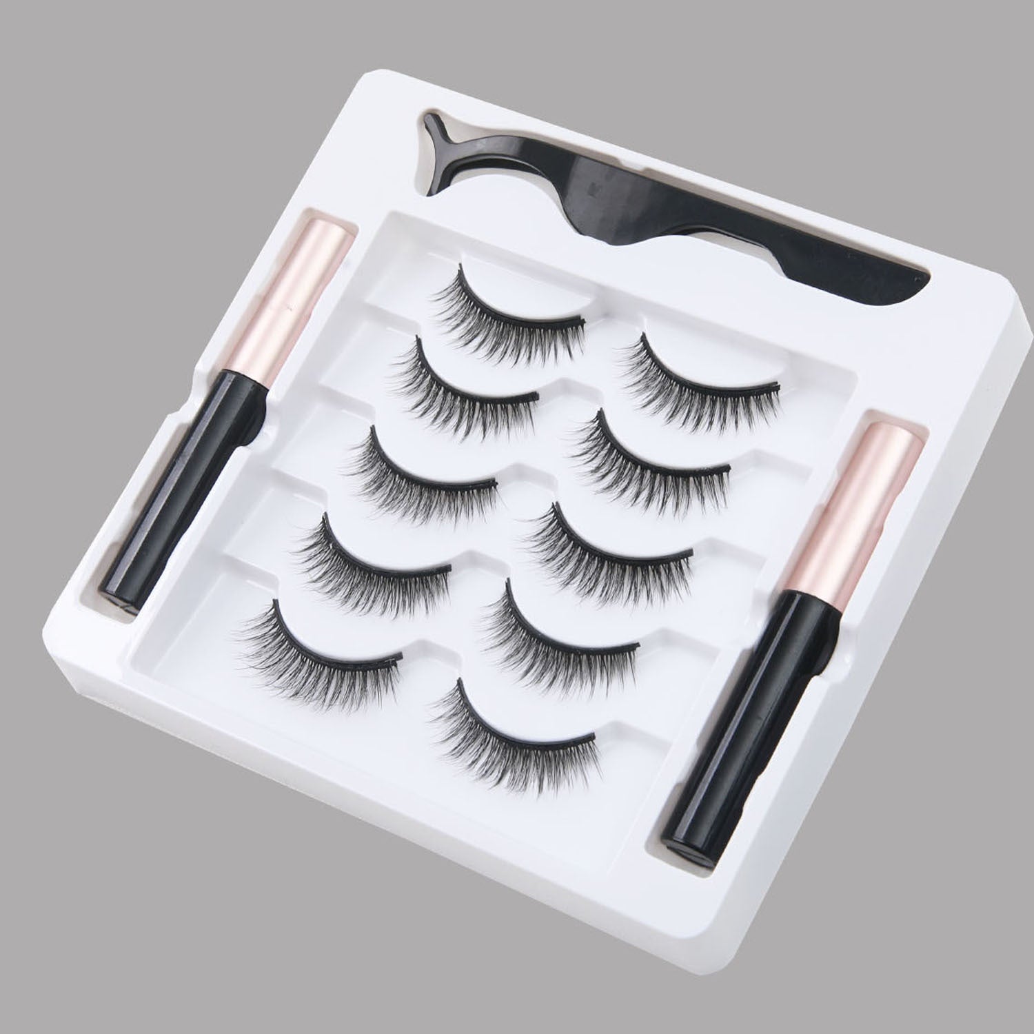 Magnetic false eyelashes