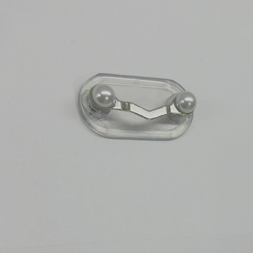 Magnetic Glasses Holder