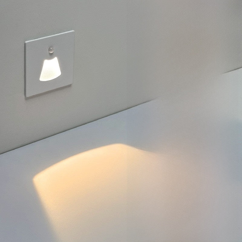 Magnetic induction lamp