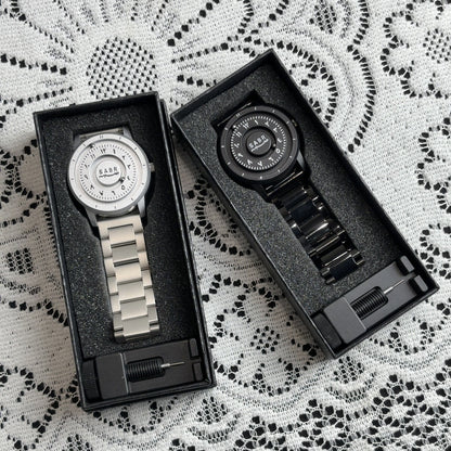Magnetic levitation quartz watch