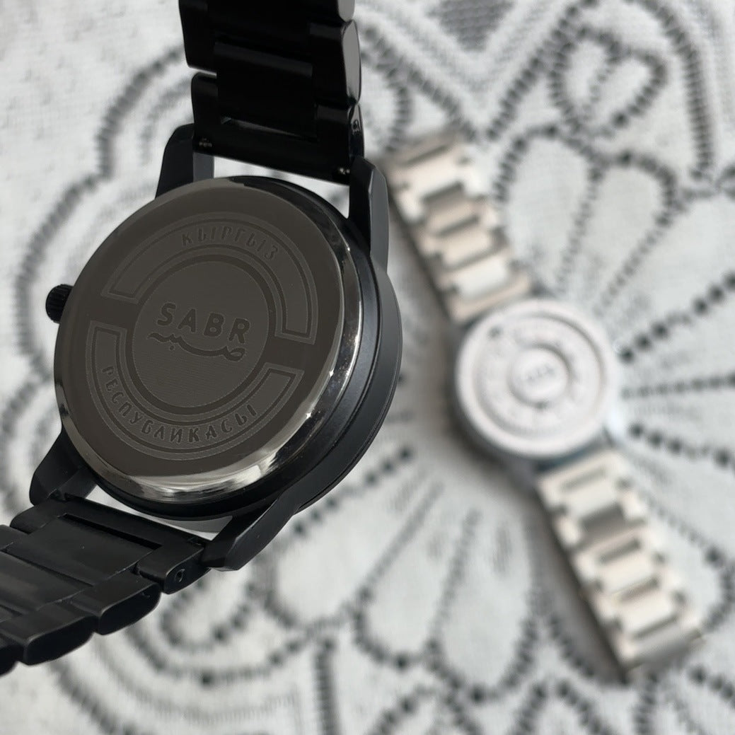 Magnetic levitation quartz watch