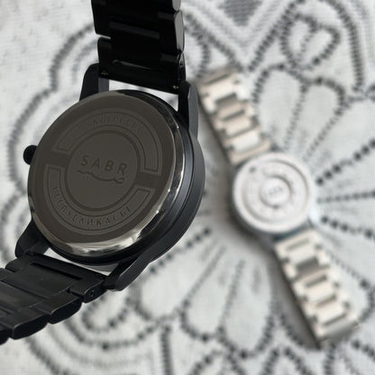 Magnetic levitation quartz watch