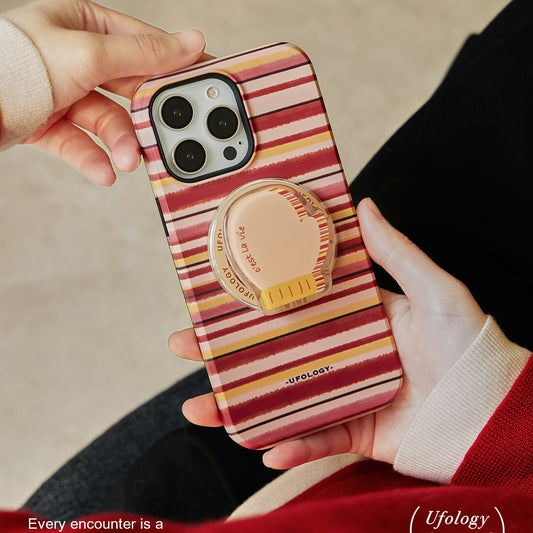 Magnetic phone case