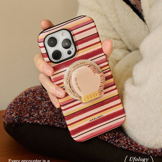 Magnetic phone case