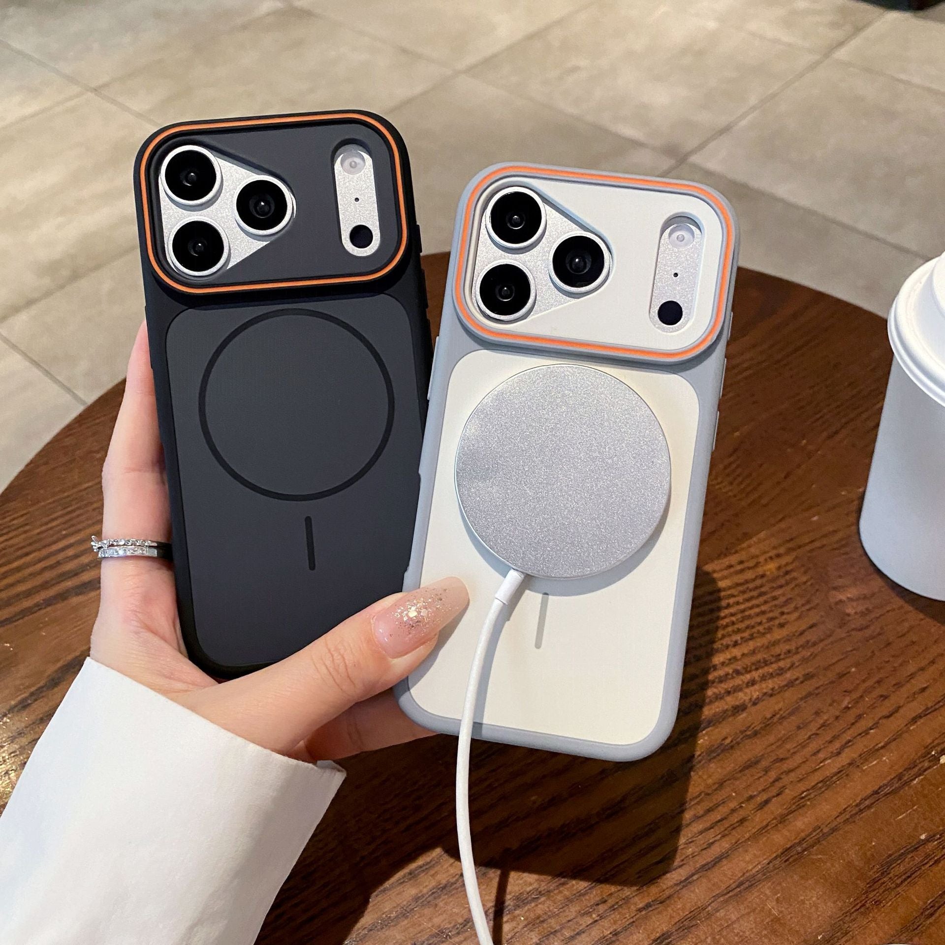 Magnetic phone case