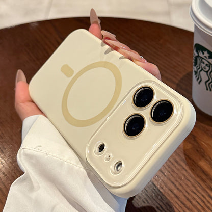 Magnetic phone case