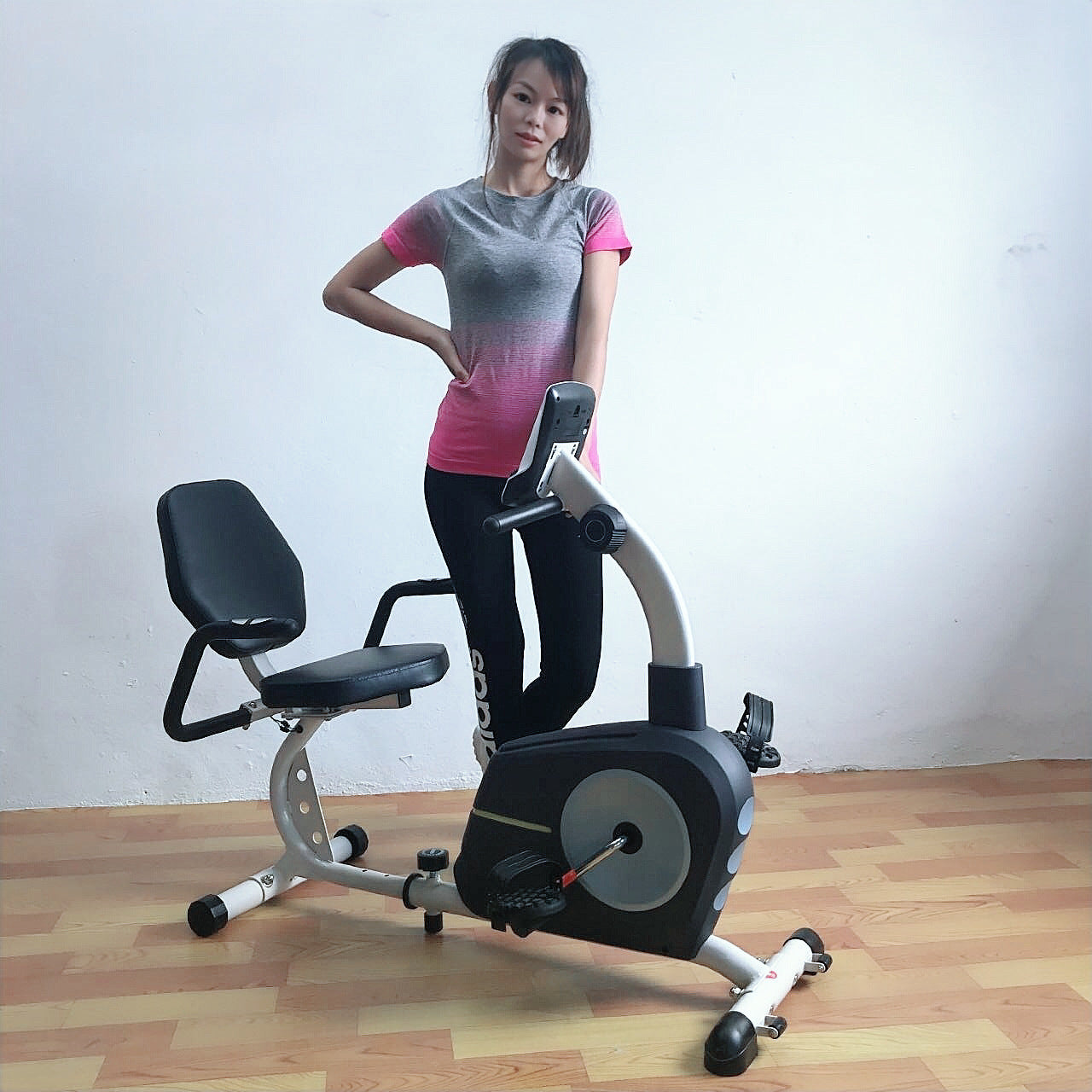 Magnetic Resistance Exercise Bike