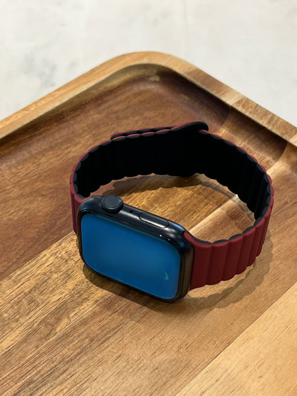 Magnetic Silicone Watch Strap for Apple Watch
