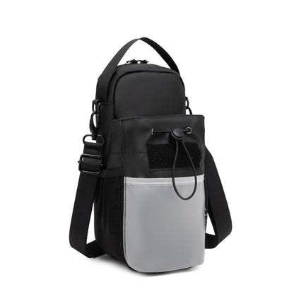 Magnetic sports bag