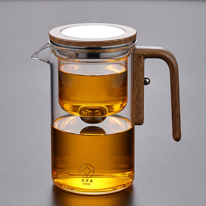 Magnetic suction tea cup