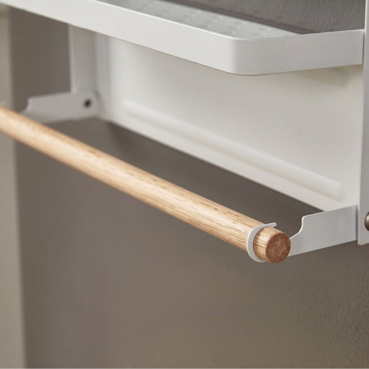 magnetic wall hanging display rack