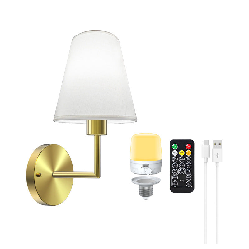Magnetic wall lamp charging