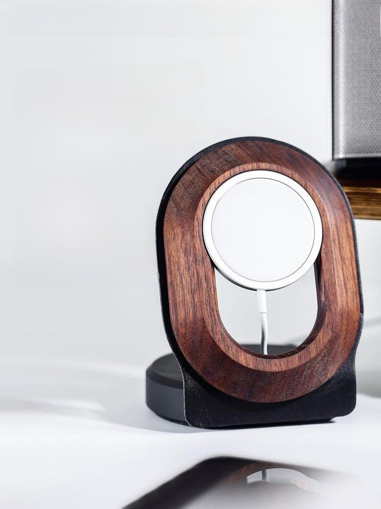 Magnetic Wireless Charging Stand