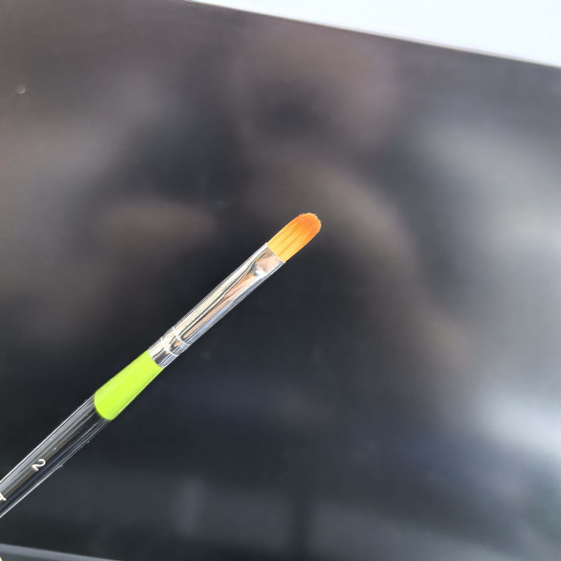 makeup brush