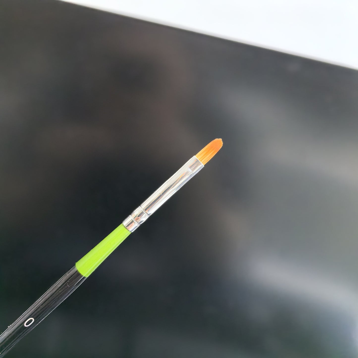 makeup brush