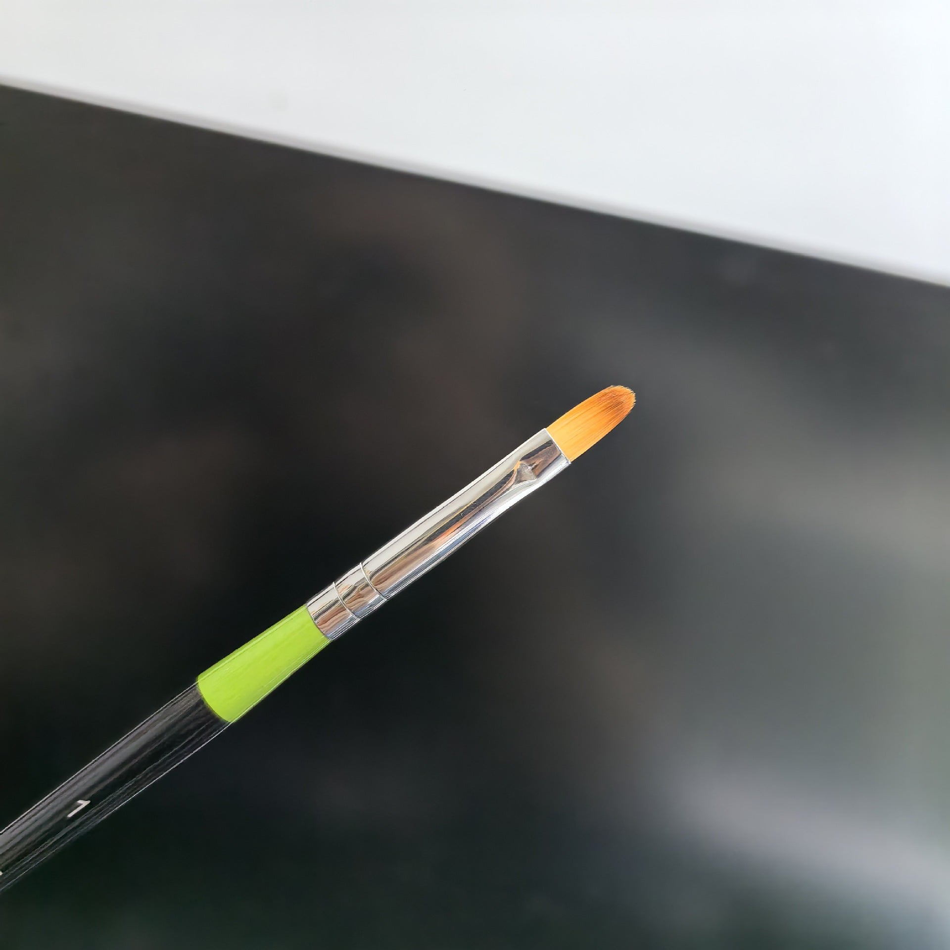 makeup brush
