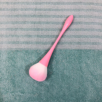 Makeup brush