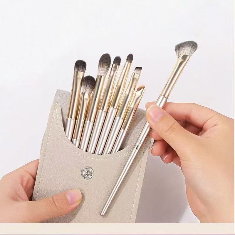 Makeup Brush