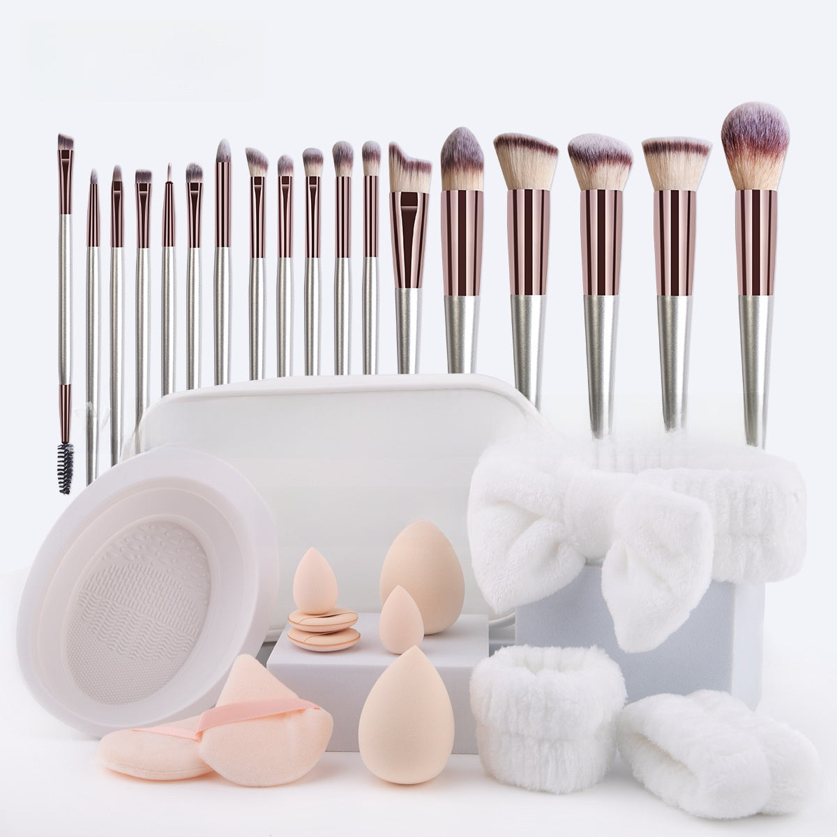 Makeup brush suit