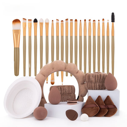 Makeup brush suit