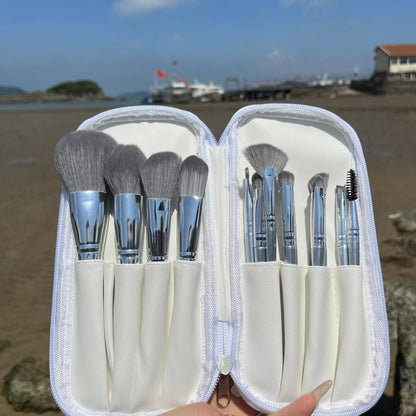 Makeup brushes