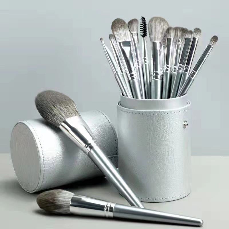Makeup brushes