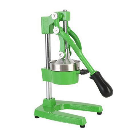 Manual juicer